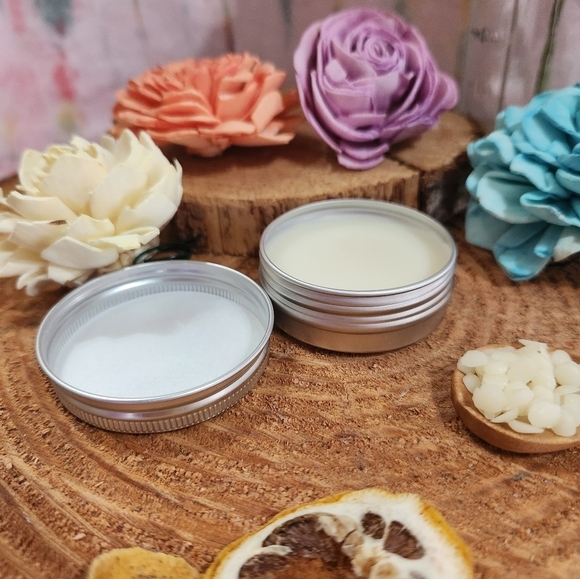 Handmade Lemon‎ Peppermint Lip Balm - Picture 3 of 4